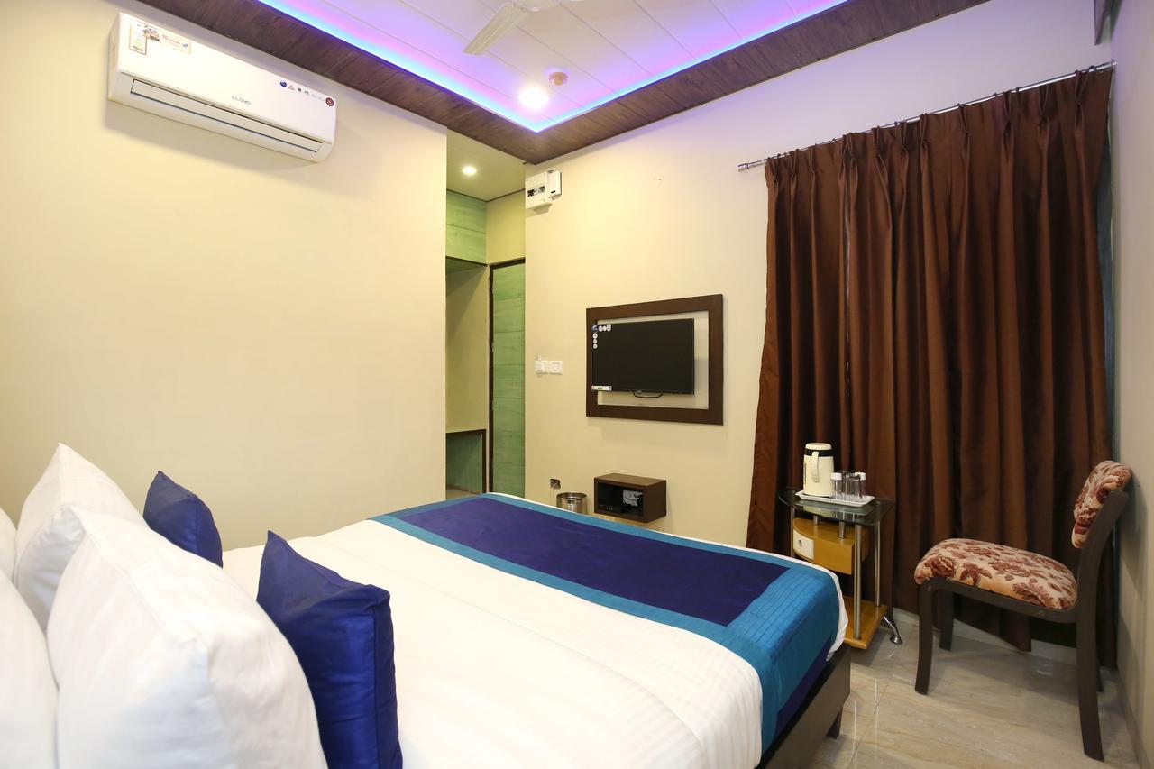 Capital O 9822 Hotel Seven Chandīgarh Εξωτερικό φωτογραφία